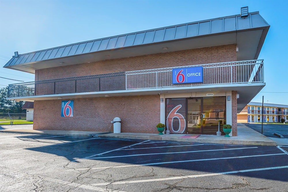 Motel6 Perry, GA