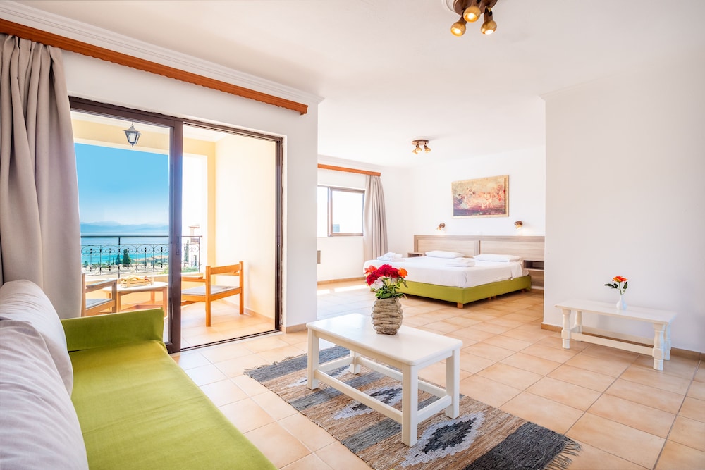 Pelagos Hotel 26/40