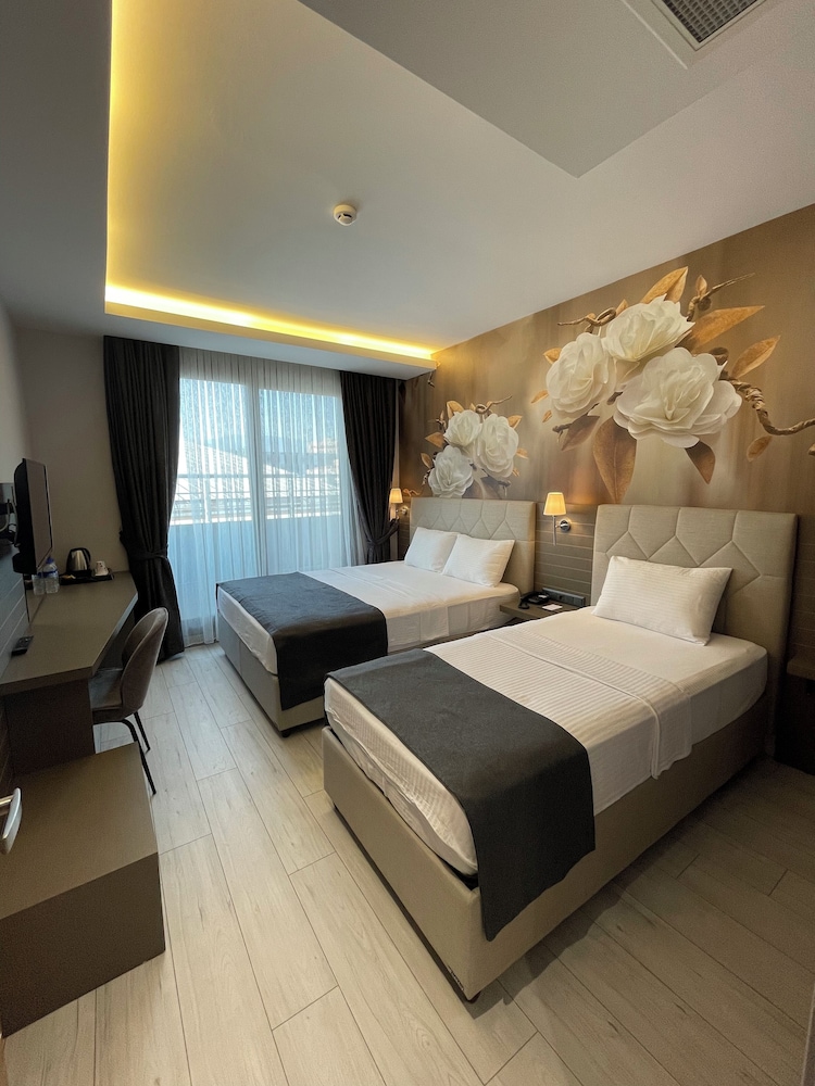 Mithras Hotel Izmir Alsancak 7/16