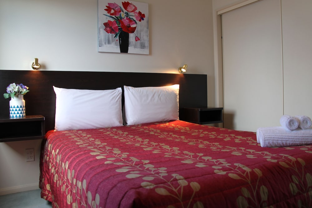 Alcala Motor Lodge 14/70