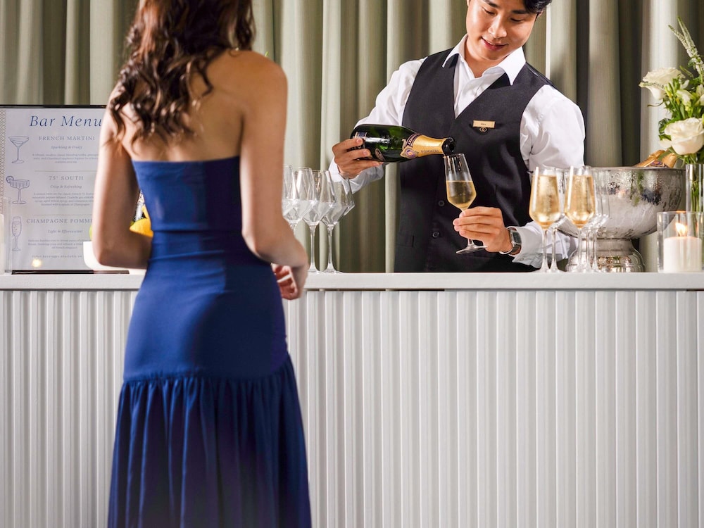 Sofitel Gold Coast Broadbeach 9/66