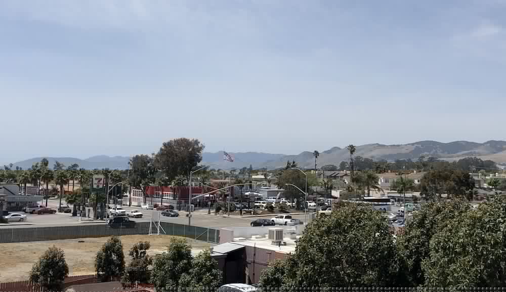 Pacific Inn 6/42