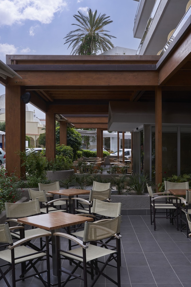 Esperia City Hotel 9/50
