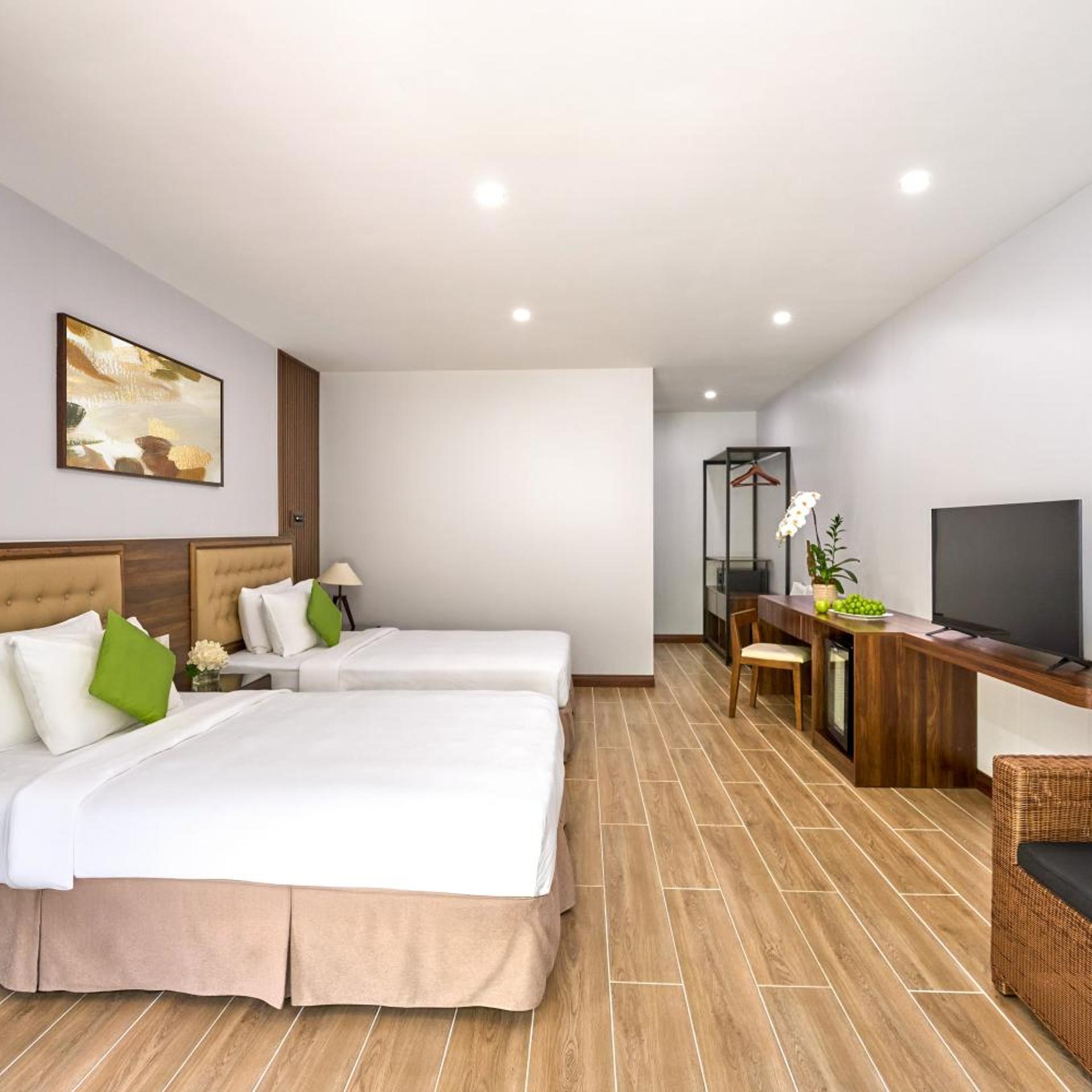 2 Bedrooms, Garden Villa