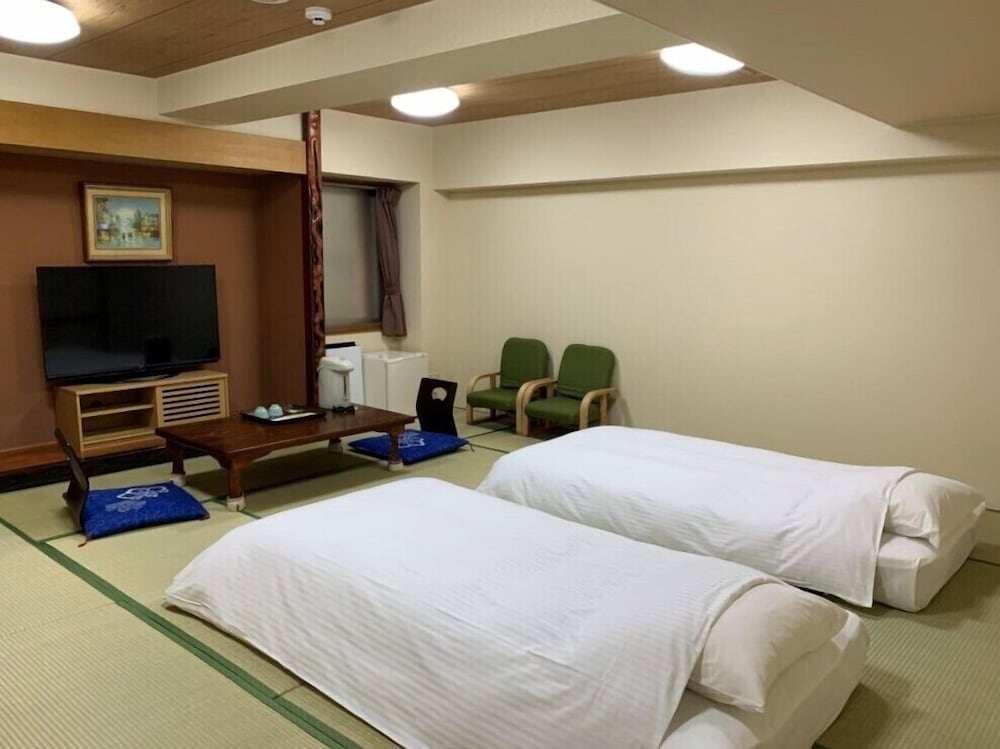 Hotel Tokeidai 14/44