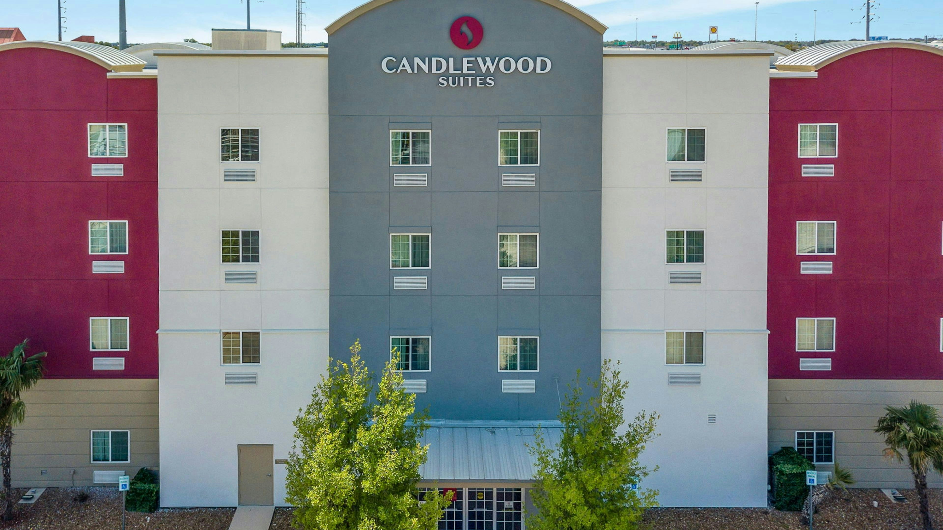Candlewood Suites San Antonio Downtown 2/43