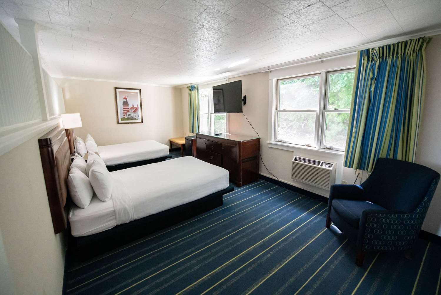 Days Inn by Wyndham Bar Harbor 12/53