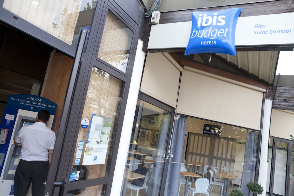 IBIS BUDGET SAINT CHRISTOL LES ALES 2/50