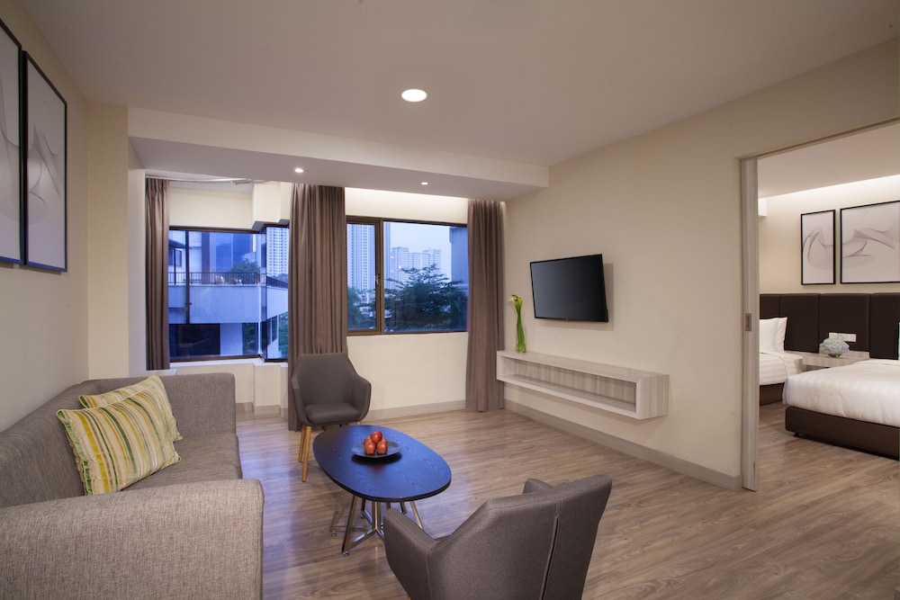 AIHO Hotel Medan 28/57
