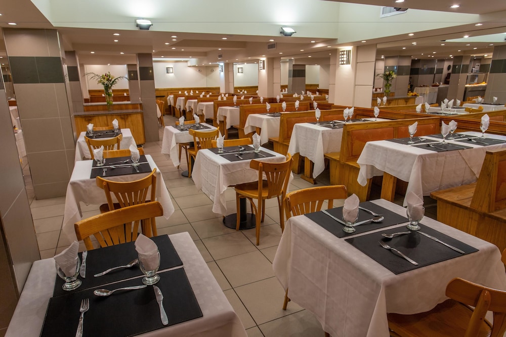Hotel Aguas del Sur 46/53