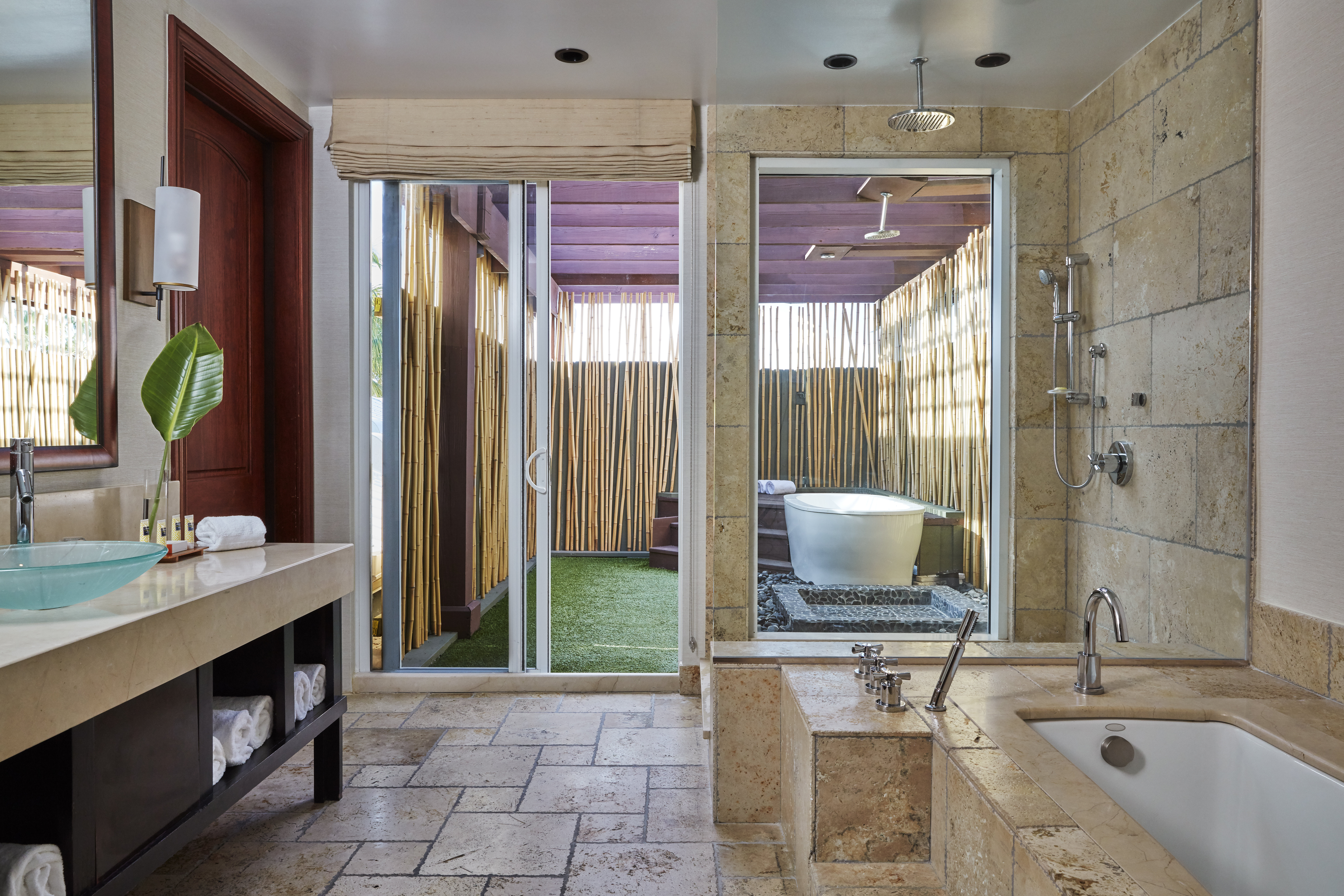 Cheeca Lodge Amp Spa 68/70