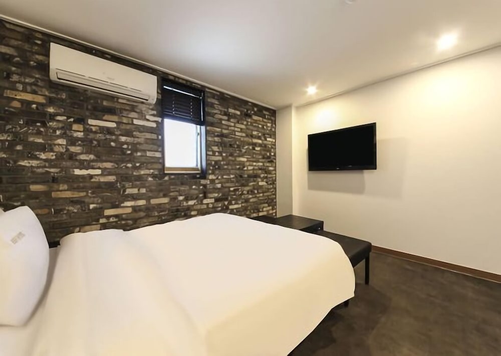 STANDARD, DOUBLE BED