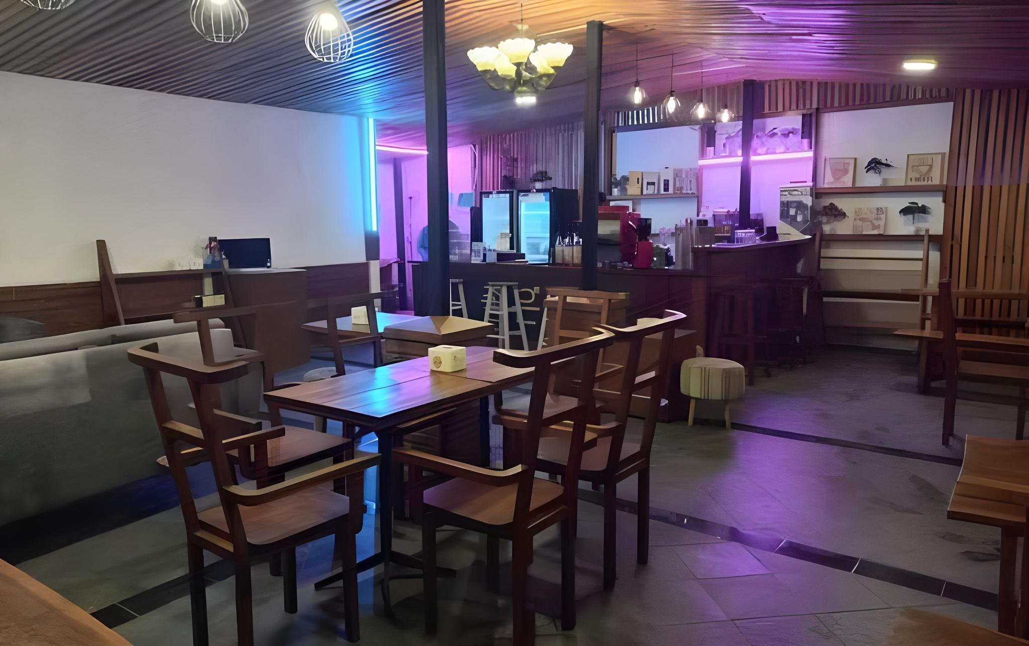 Hotel Augusta Bandung 14/18