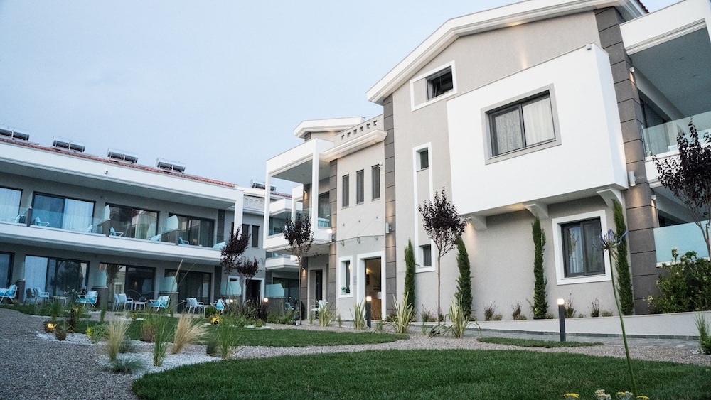 Costa Domus Blue Luxury Apartments 3/50