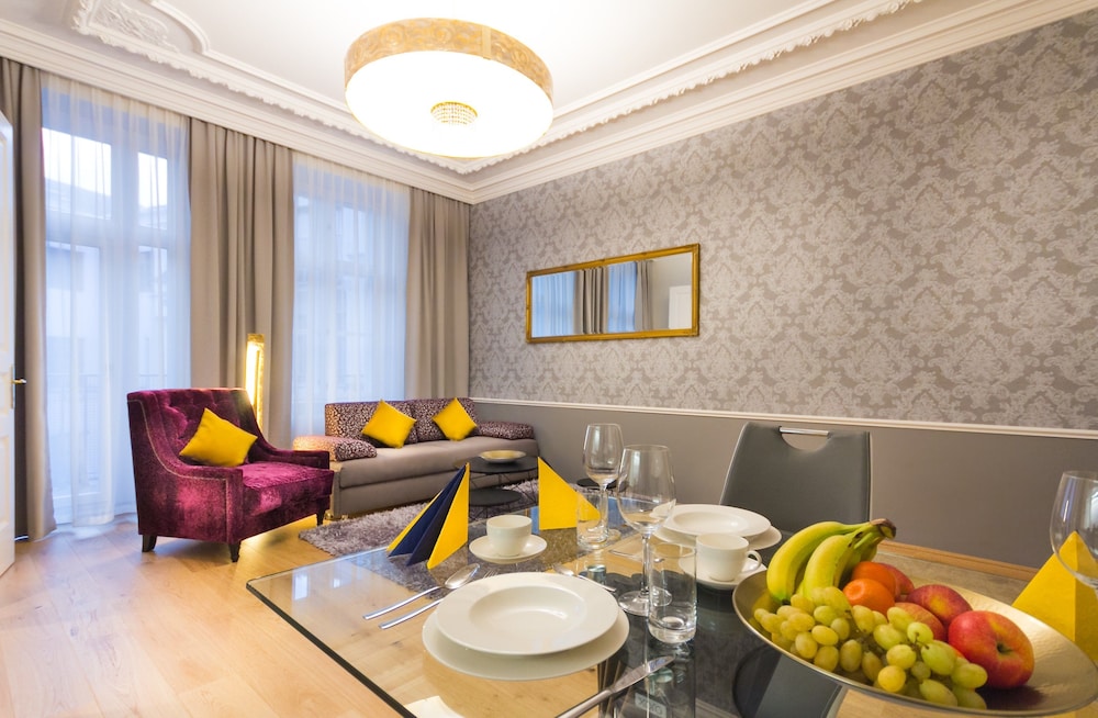 Abieshomes Serviced Apartments-Votivpark 36/50