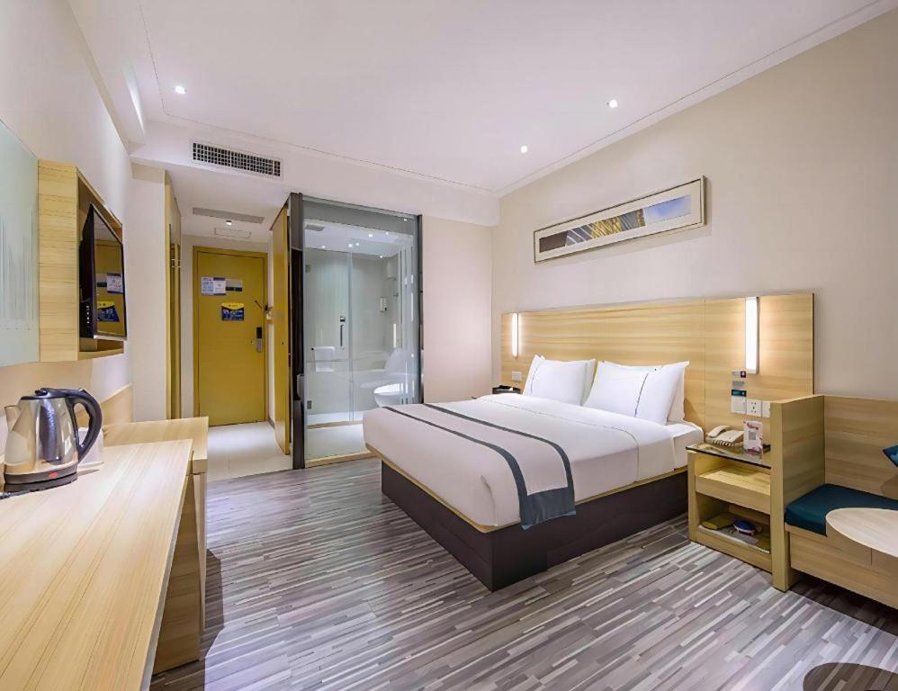City Comfort Inn (Zhanjiang Middle Renmin Avenue Dingsheng Square) 26/50