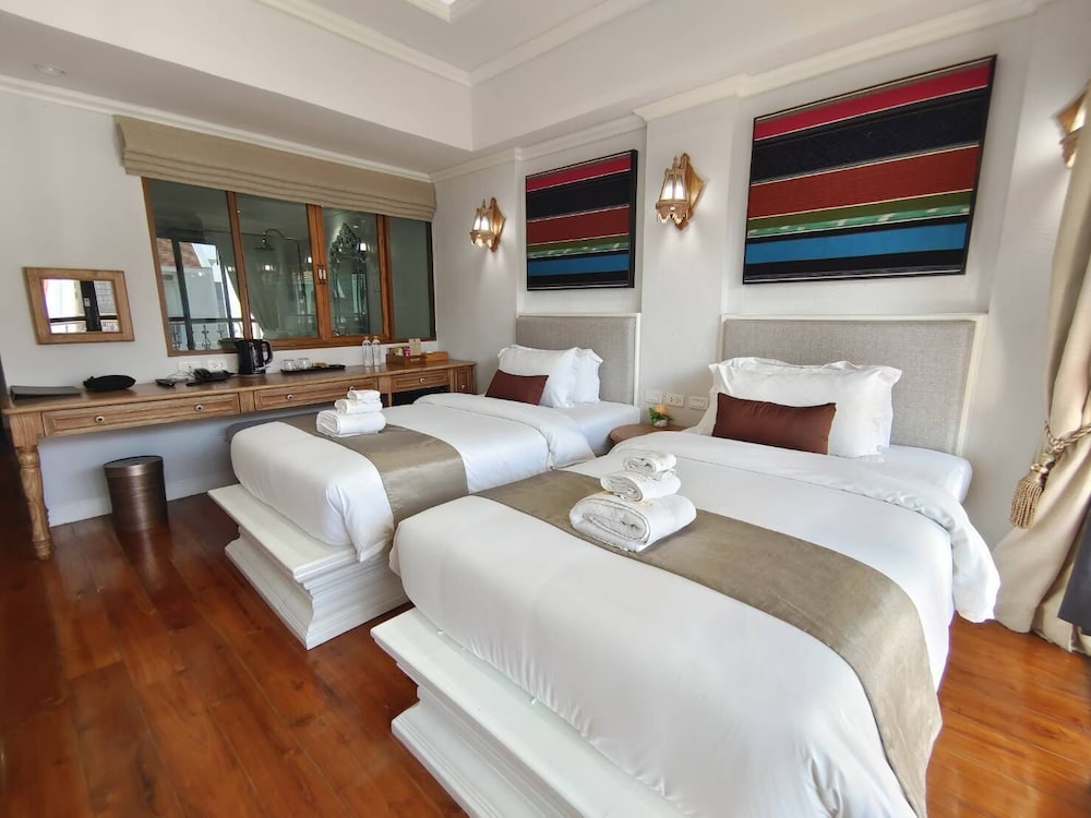 Lanna, Deluxe, Twin Beds