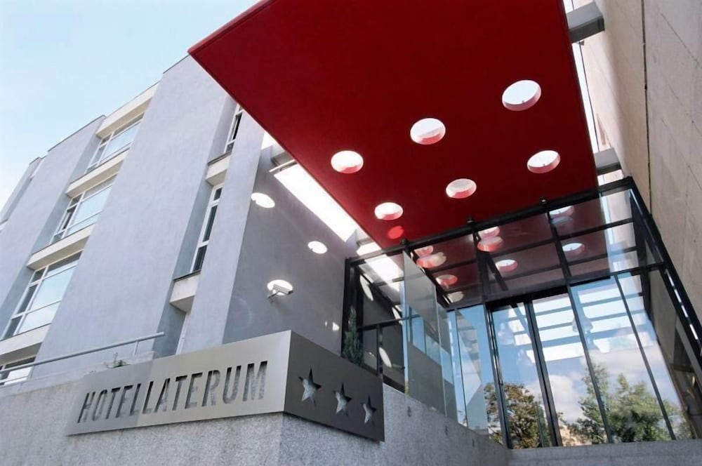Laterum Conference And Wellness 1/24