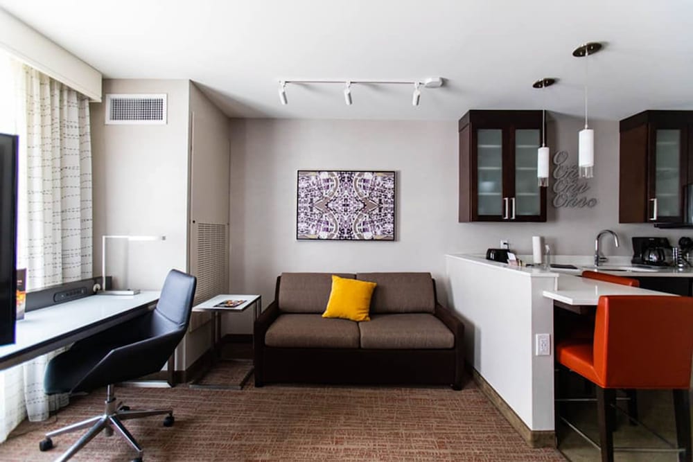Residence Inn by Marriott Columbus OSU 30/42