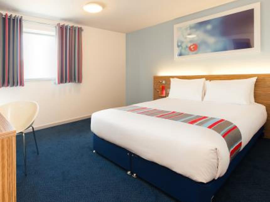 Travelodge Cardiff Central 6/22