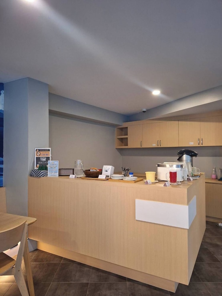 Atom Phuket Hotel -SHA Plus 10/50