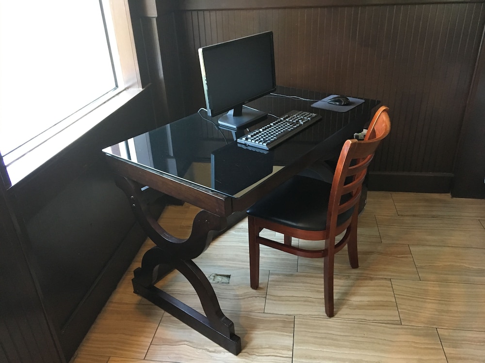 Days Inn by Wyndham Brooksville/Dade City 27/31