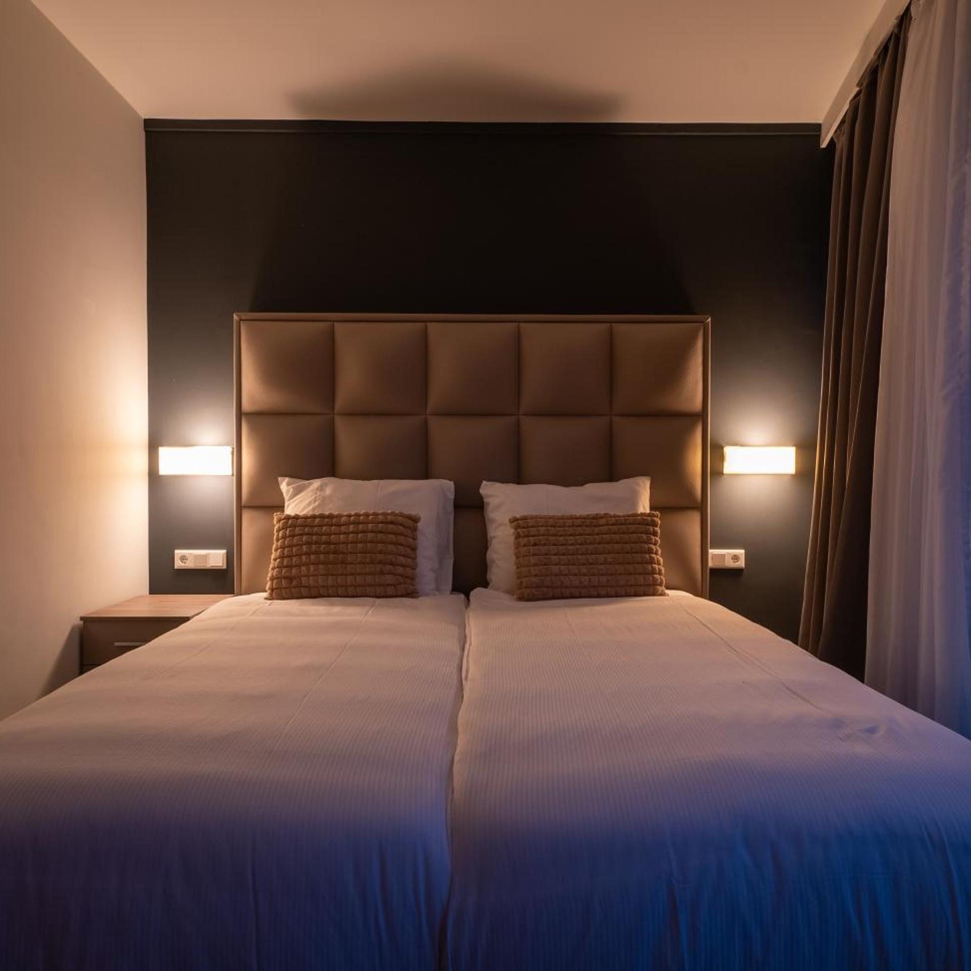 Ma Airport Hotel 10/38