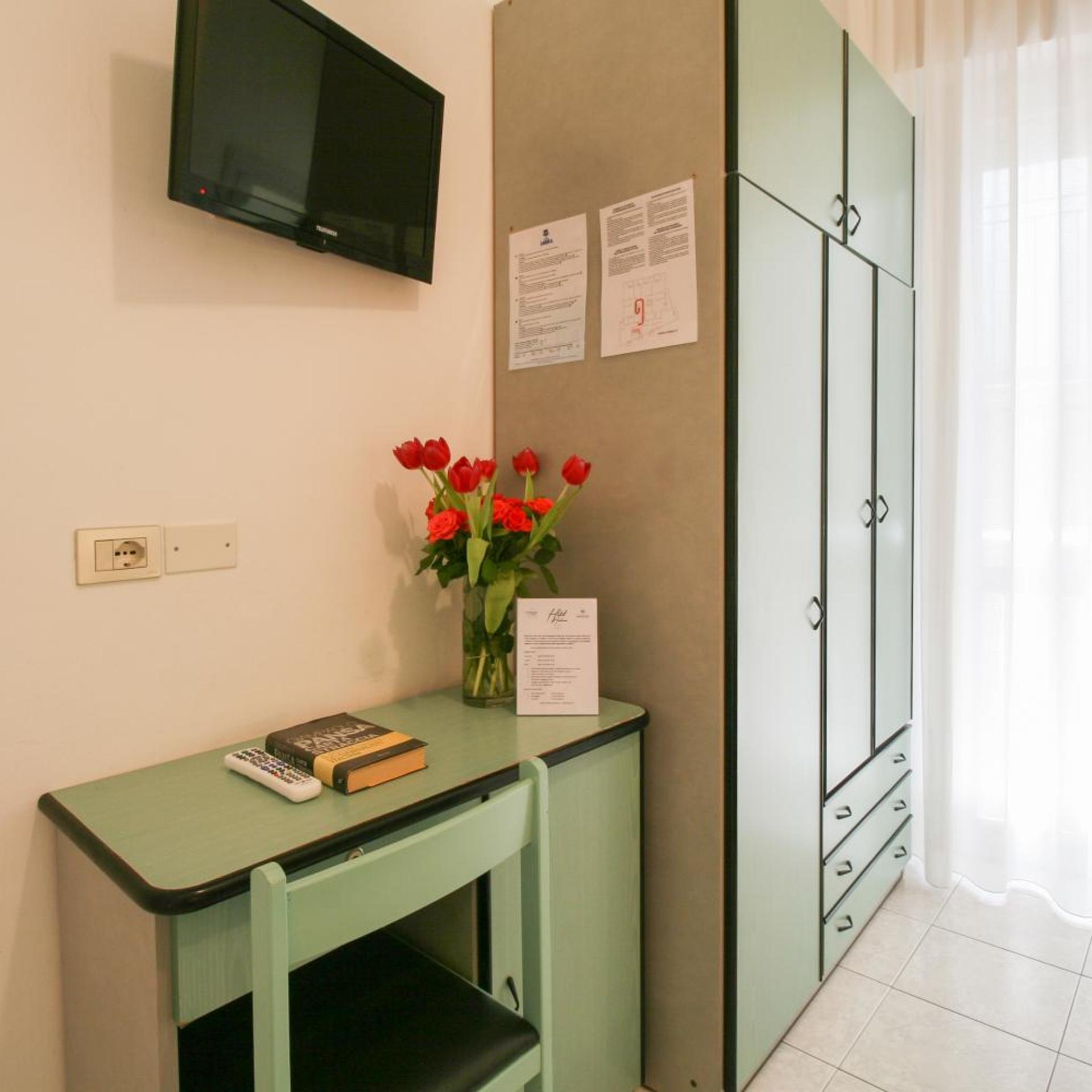 Ambra Hotel Cattolica 38/50