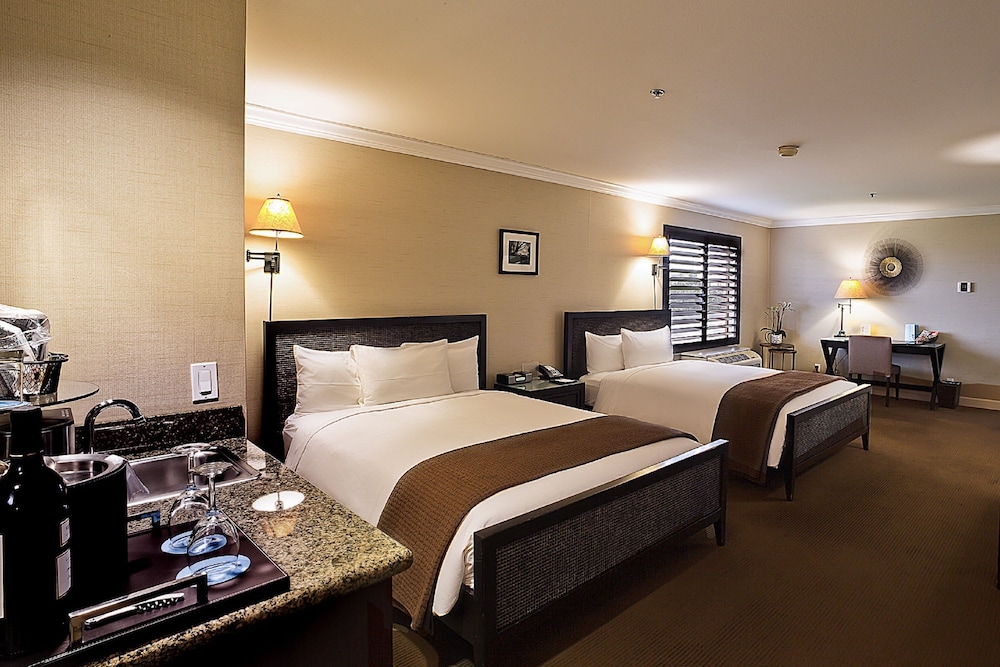 Cupertino Hotel 26/54