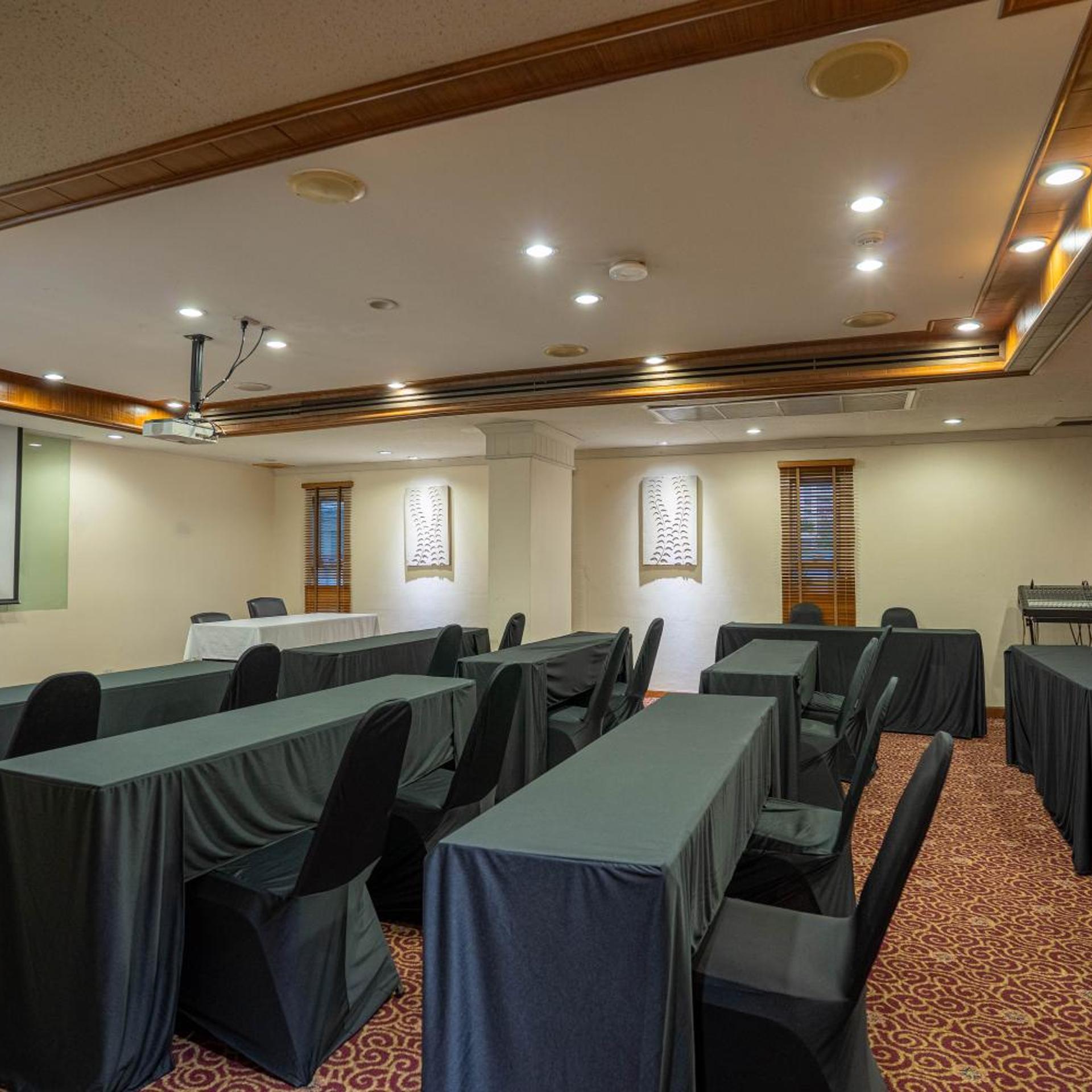 Journeyhub Bangkok Sukhumvit 26 62/78