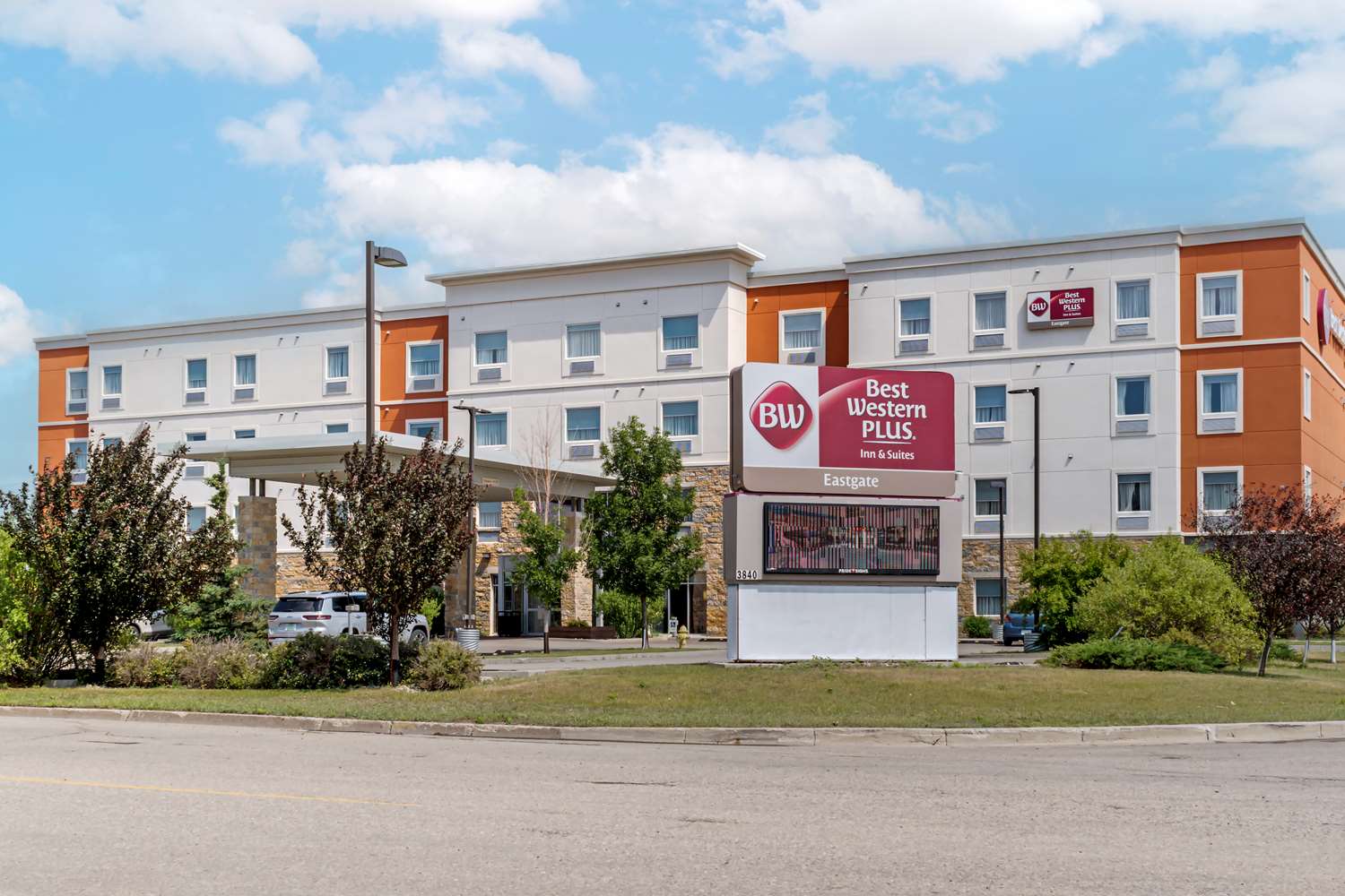 Best Western Plus Eastgate Inn Suites 1/27