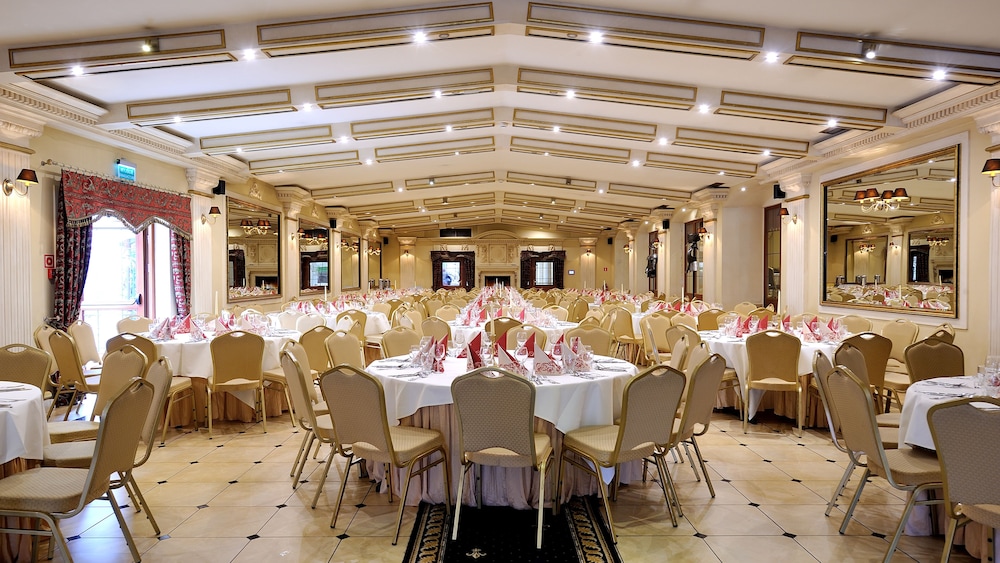 Hotel Diament Arsenal Palace Chorzow 46/50