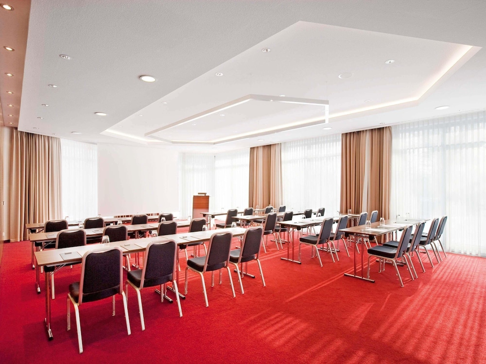 Movenpick Hotel Munster 64/70