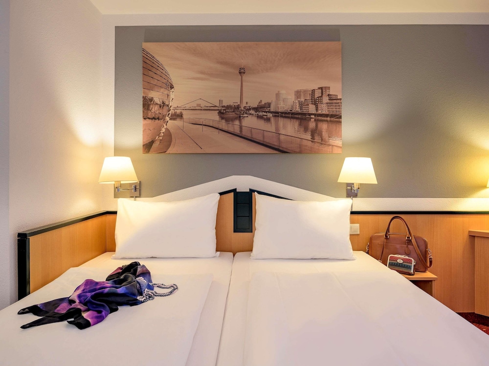 STANDARD, TWIN BEDS
