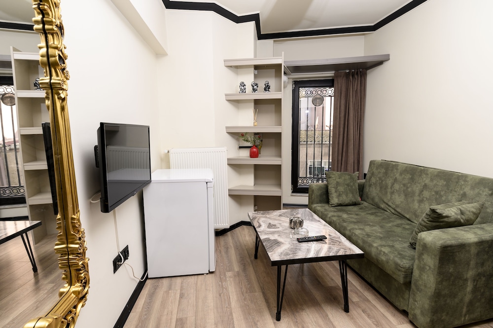 Global Suites Hotel 44/65