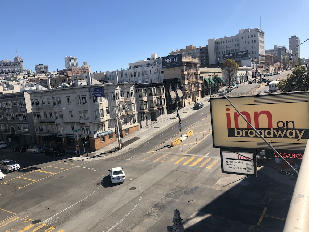 Inn on Broadway(EX. Broadway Manor Inn) 32/37