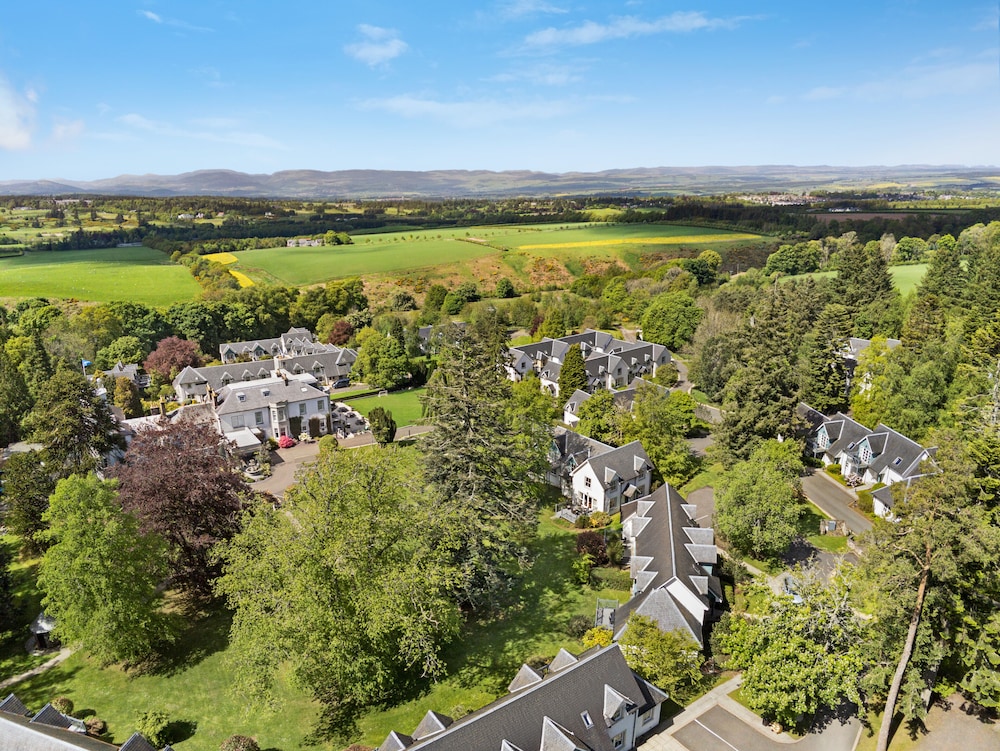 Duchally Hotel and Country Estate 46/50