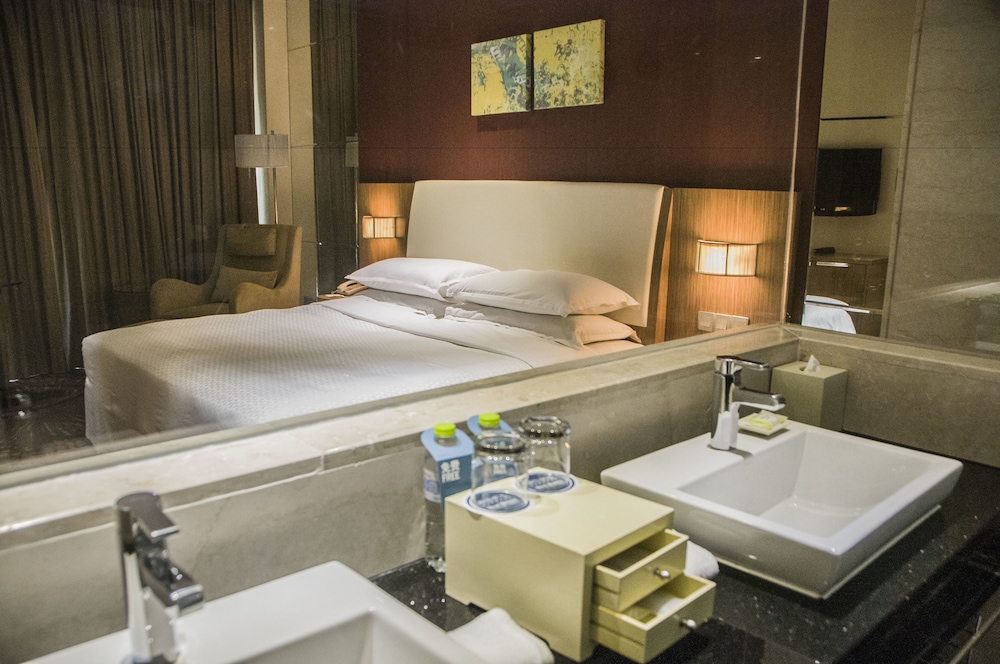Four Points By Sheraton Qingdao Chengyang 13/45