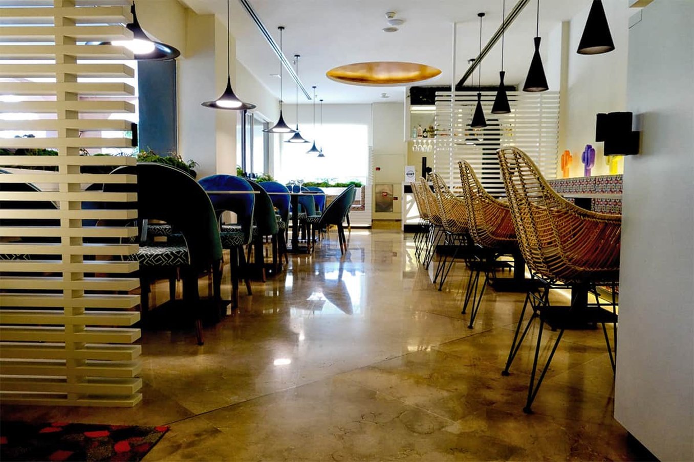 Hotel Vertice Sevilla 54/67