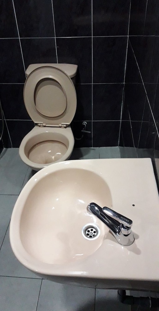 Hotel Al Abraar 48/51