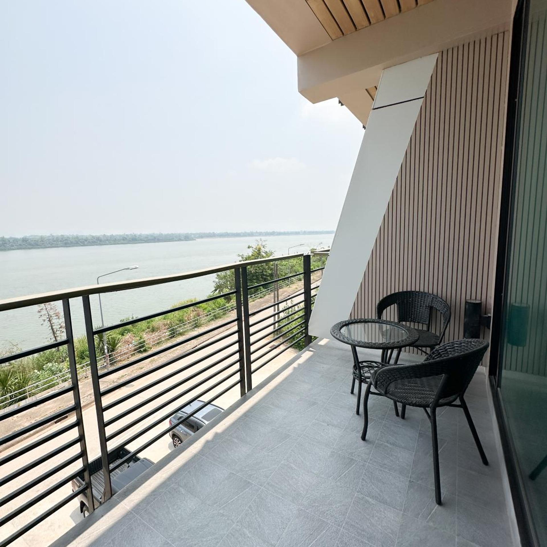 Mekong Pano Villa 37/42