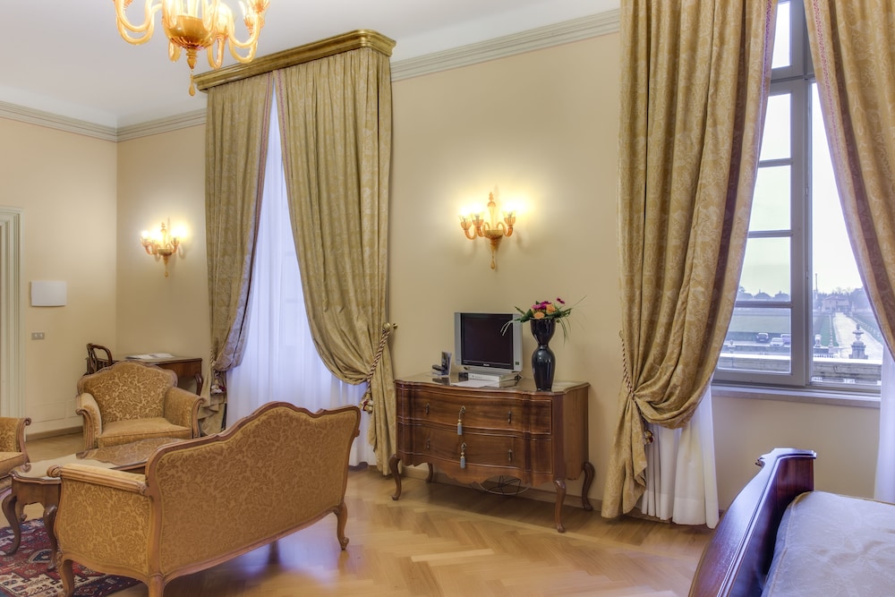 Villa Fenaroli Palace Hotel 18/33