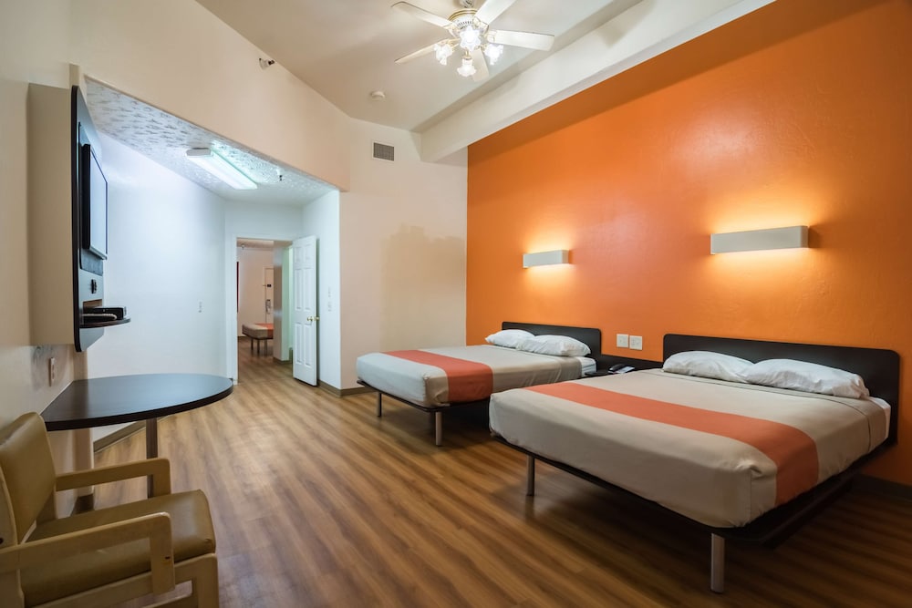 Motel6 Globe, AZ 17/45