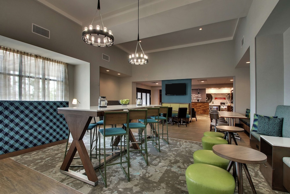Hampton Inn And Suites Southport 41/56