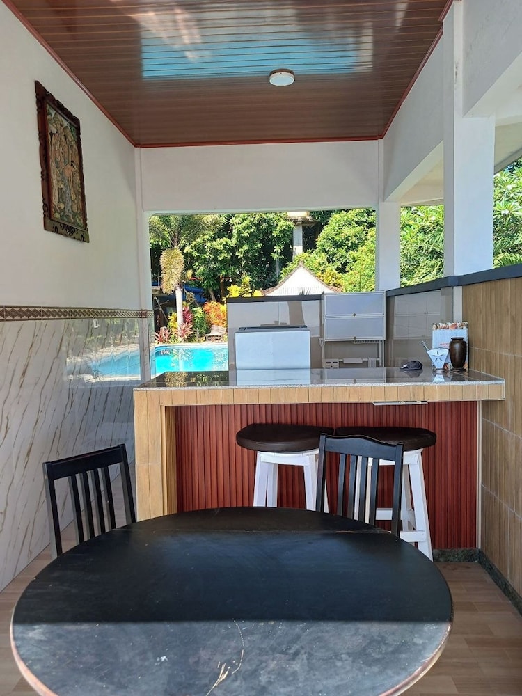 Hotel Tara Bar & Resto Air Sanih by ZUZU 8/57