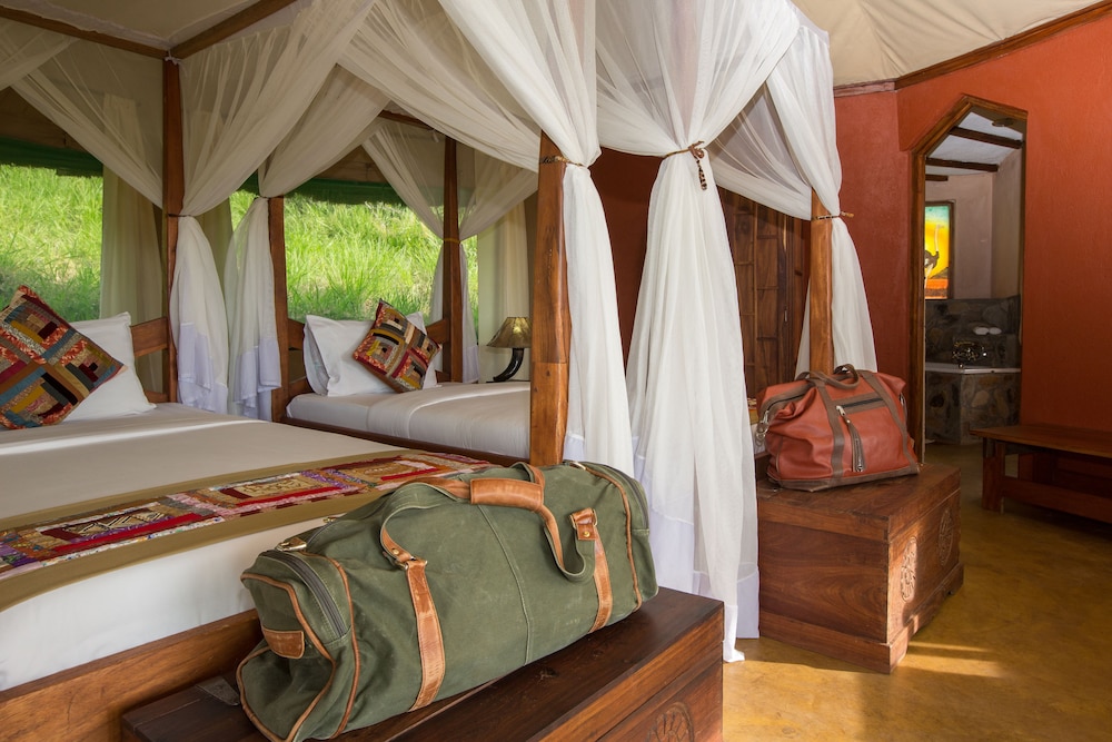 Serengeti Simba Lodge 5/30