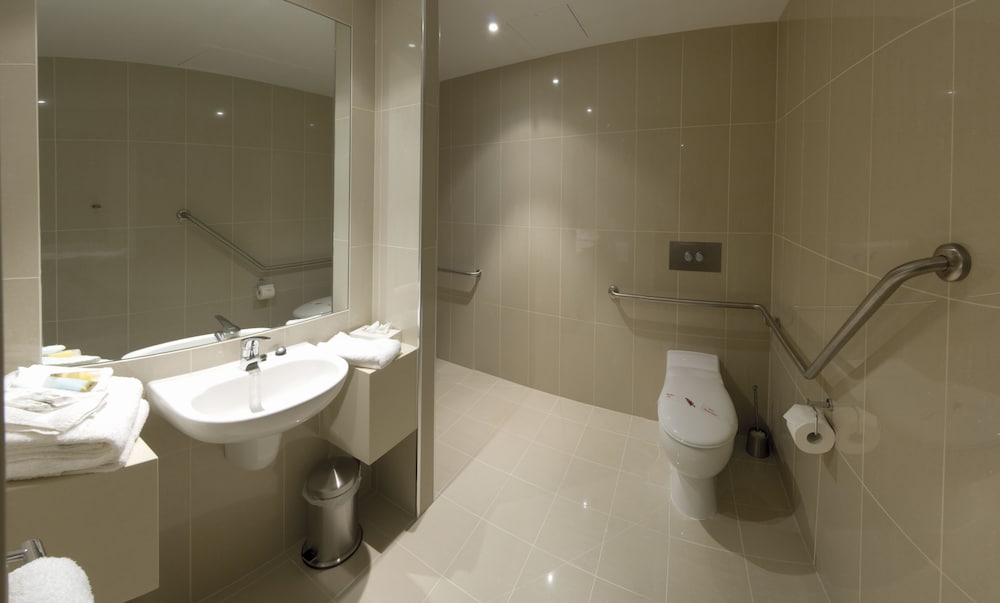 Atlantis Hotel Melbourne 13/31