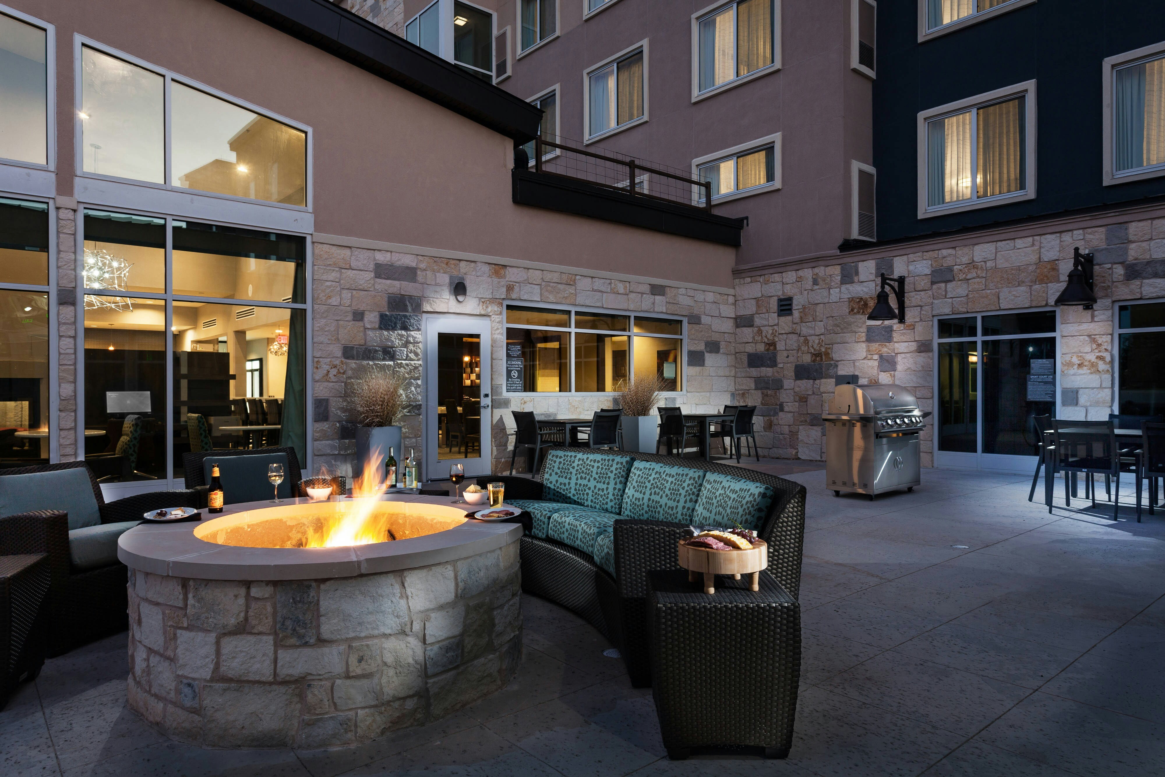Residence Inn Austin Lake Austin River Place 6/8
