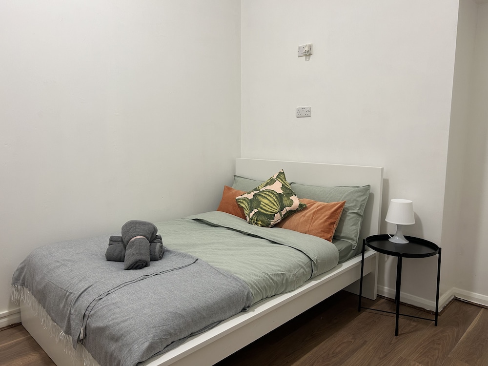 STANDARD, DOUBLE BED