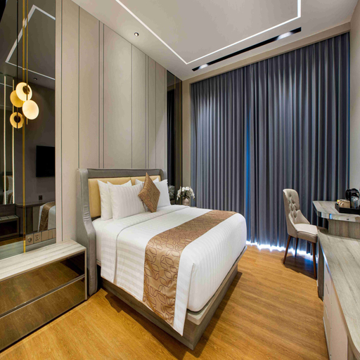 Deluxe, Double Bed, City View